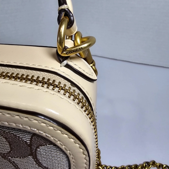 Coach Beige Signature Crossbody Bag with Gold Chain - Picture 3 of 12